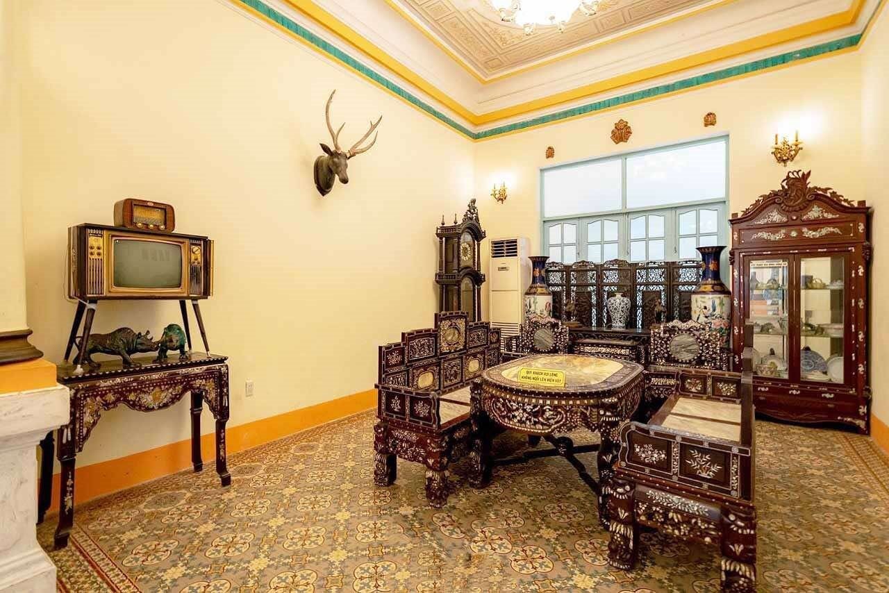 Interior of Cong Tu Bac Lieu Dude`s Mansion in Bac Lieu